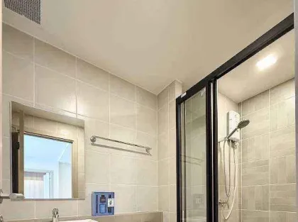Appartement 2 Chambres 2 Salles de Bain à Louer à D Condo Reef Kathu