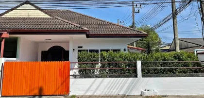 Casa de 2 habitaciones y 2 baños en renta en Fitness Street, Phuket Town