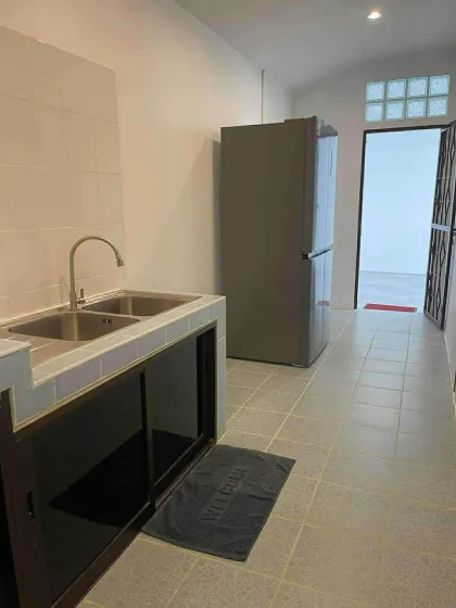 Casa de 2 habitaciones y 2 baños en renta en Fitness Street, Phuket Town