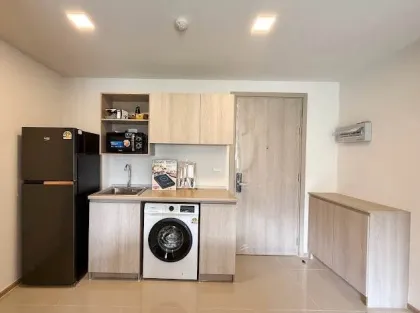 Apartamento de 2 habitaciones con vista a la piscina, listo para entrar