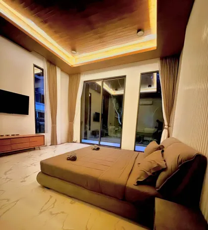 Spacieuse villa de luxe 3 chambres à louer à Menara Luxury Hill