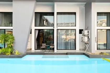 1 Bedroom Loft-Style Pool Access Condo at Utopia Loft