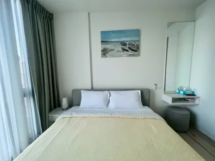 Кондо в аренду в The Base Uptown Phuket с видом на бассейн