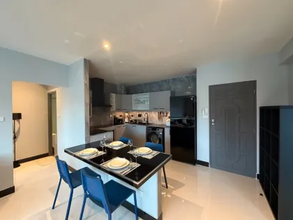Простаприятная 2-комнатная квартира с 2 ванными в Kathu Golf View Condominium