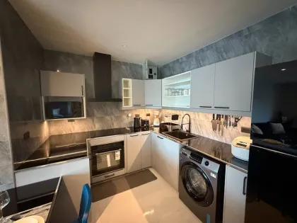 Простаприятная 2-комнатная квартира с 2 ванными в Kathu Golf View Condominium