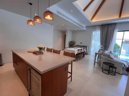 Anchan Hills Pasak 8 豪华四卧室带泳池别墅出租