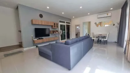 Villa privada con piscina de 3 habitaciones y vista al Gran Buda en Chalong