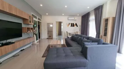 Villa privada con piscina de 3 habitaciones y vista al Gran Buda en Chalong