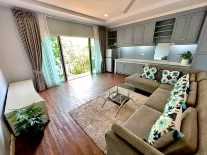 Luxus 5-Schlafzimmer Villa mit privatem Pool zur Miete in Rawai