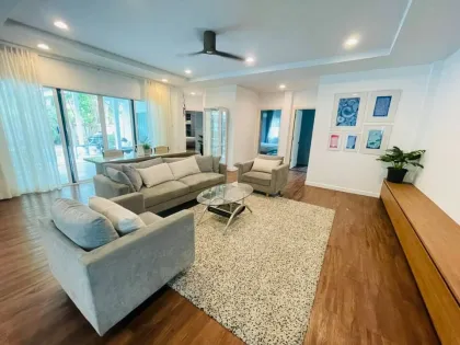 Luxus 5-Schlafzimmer Villa mit privatem Pool zur Miete in Rawai