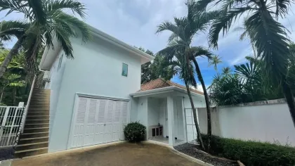 Luxus 5-Schlafzimmer Villa mit privatem Pool zur Miete in Rawai