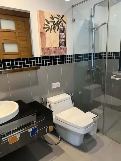 Квартира с 2 спальнями в аренду в Chalong Miracle Lakeview