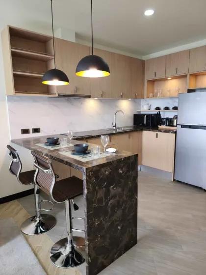 Impresionante condominio de 1 dormitorio con vista al mar en Rawai