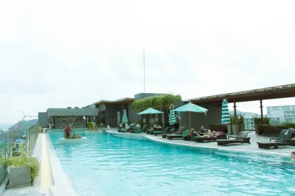 Impresionante condominio de 1 dormitorio con vista al mar en Rawai