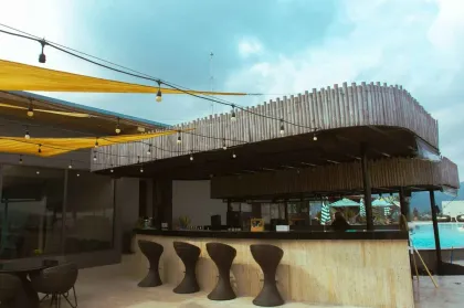 Impresionante condominio de 1 dormitorio con vista al mar en Rawai