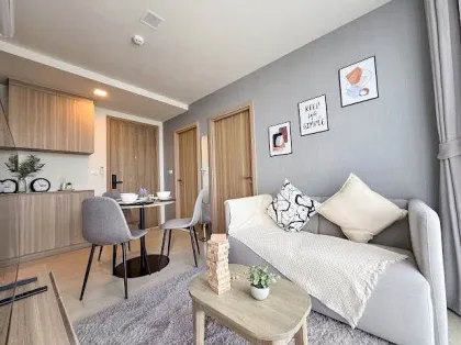 2-комнатная квартира с видом на бассейн в The Base Rise Central Phuket