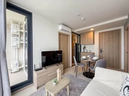 2-комнатная квартира с видом на бассейн в The Base Rise Central Phuket