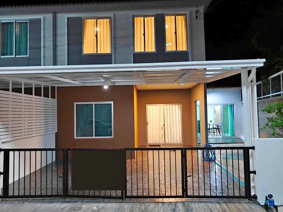 ทาวน์โฮม 3 ห้องนอน 2 ห้องน้ำ ให้เช่าที่ปรุกษาวิลเล่ เจ้าฟ้าเทพอนุสรณ์