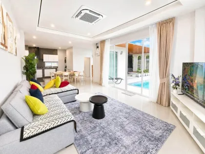 Neue private Poolvilla mit Büro zur Miete in Rawai