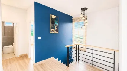 Neue private Poolvilla mit Büro zur Miete in Rawai