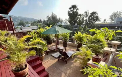 Luxuriöse 2-Zimmer-Wohnung mit Meerblick in Kata Noi