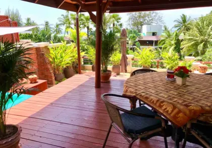Luxuriöse 2-Zimmer-Wohnung mit Meerblick in Kata Noi