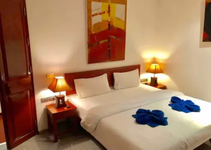 Luxuriöse 2-Zimmer-Wohnung mit Meerblick in Kata Noi