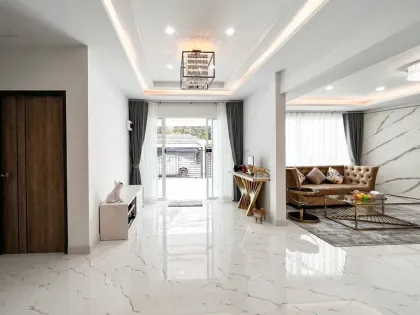 Villa amueblada de 3 dormitorios y 2 baños en el centro de Patong, Phuket