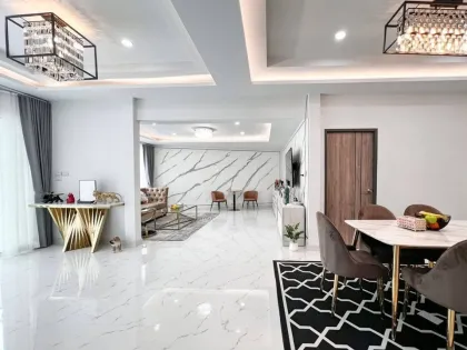 Villa amueblada de 3 dormitorios y 2 baños en el centro de Patong, Phuket