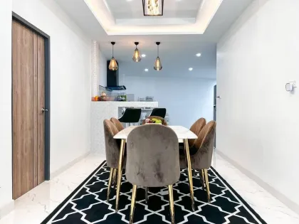 Villa amueblada de 3 dormitorios y 2 baños en el centro de Patong, Phuket