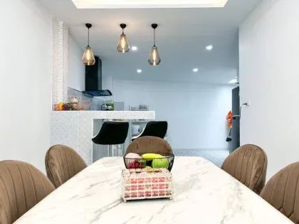Villa amueblada de 3 dormitorios y 2 baños en el centro de Patong, Phuket
