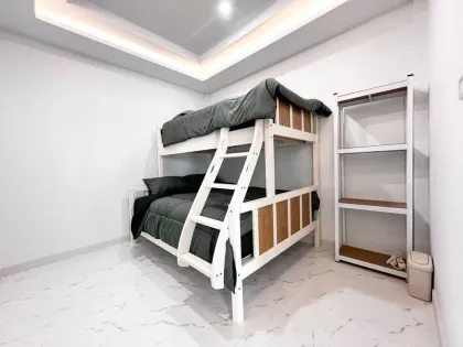 Villa amueblada de 3 dormitorios y 2 baños en el centro de Patong, Phuket