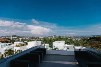 Вилла с 5 спальнями и бассейном в аренду в Baan Chalong Residence