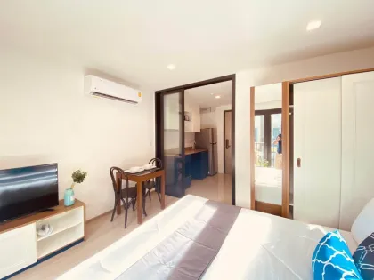 Полностью мебельная 1-комнатная квартира в The Base Central Phuket с видом на бассейн