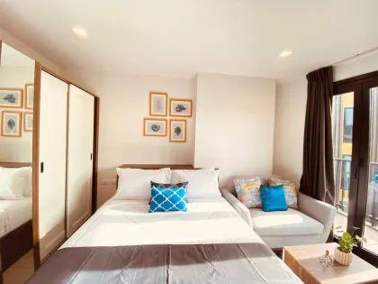 Полностью мебельная 1-комнатная квартира в The Base Central Phuket с видом на бассейн