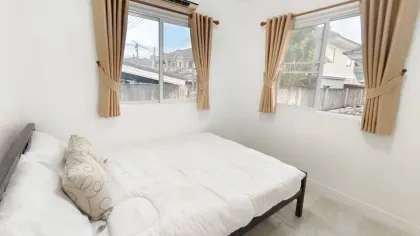 Vollständig renoviertes 3-Zimmer-Reihenhaus zur Miete in Ratsada
