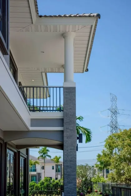 Brand New Luxury 4-Bedroom Villa at Supalai Lake Ville