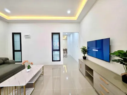 Villa nueva de 3 habitaciones en alquiler en Kathu, Phuket