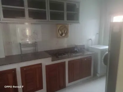 Современный дом с 4 спальнями в аренду в Паклок, Пхукет