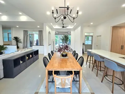 Neu renovierte Privatpool-Villa im Land and Houses Park, Chalong