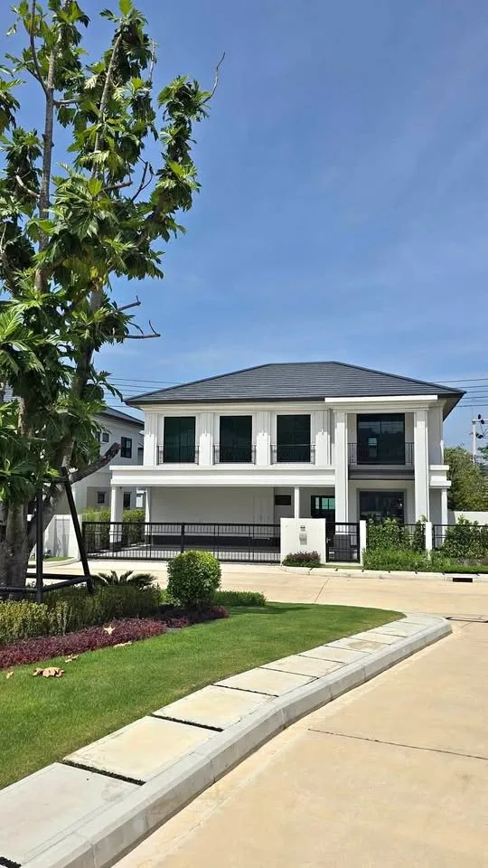 Luxusvilla mit 4 Schlafzimmern und privatem Pool zur Miete in Koh Kaew