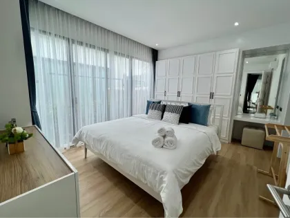 2-Bedroom, 2-Bath Pool Villa for Rent in Chalong