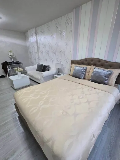 Studio 1 chambre à Dcondo Kathu Patong à louer