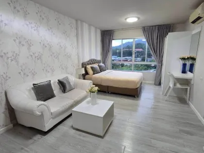 Studio 1 chambre à Dcondo Kathu Patong à louer