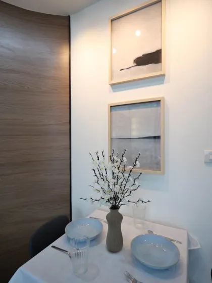 1 Bed 1 Bath Fully Furnished Apartment at Dcondo Creek