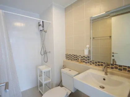 1 Bed 1 Bath Fully Furnished Apartment at Dcondo Creek
