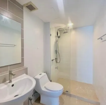 1-Bedroom, 1-Bathroom Apartment for Rent at The Royal Place, Phuket