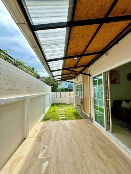 Voll möblierte Villa mit 2 Schlafzimmern und 2 Bädern in Koh Kaew zu vermieten