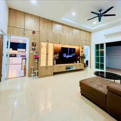 Voll möblierte Villa mit 2 Schlafzimmern und 2 Bädern in Koh Kaew zu vermieten