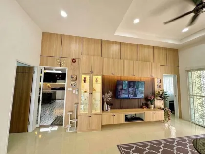 Voll möblierte Villa mit 2 Schlafzimmern und 2 Bädern in Koh Kaew zu vermieten